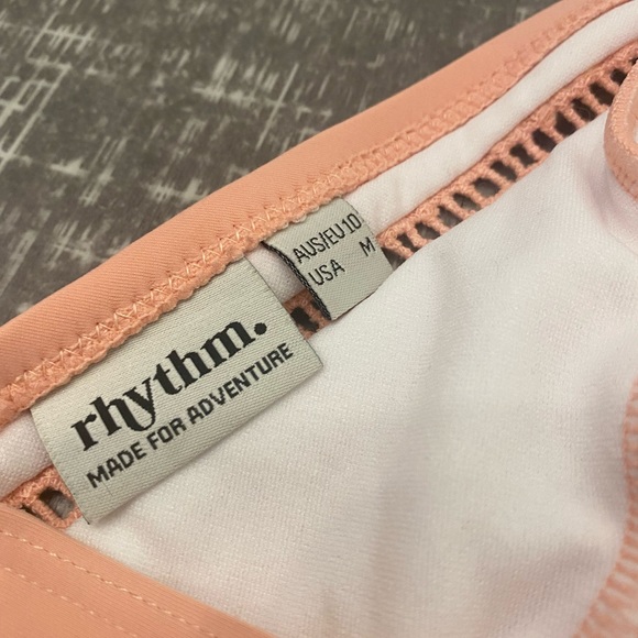 RHYTHM. Swim top - Picture 4 of 4